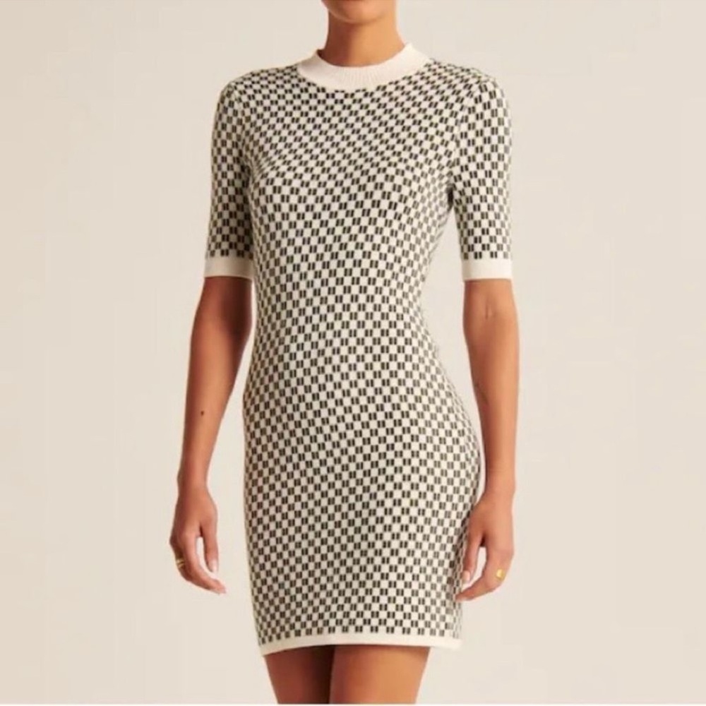 Abercrombie & Fitch Checkered Mock Neck Mini Sweater Dress‎ Short Sleeve Size S